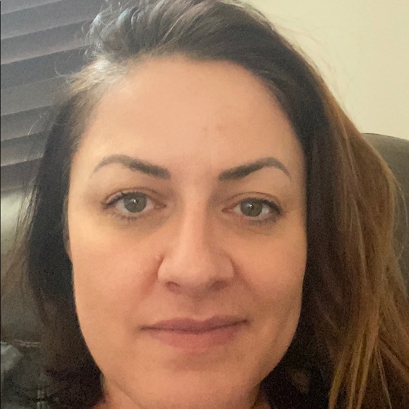 Meet your Posher, Shari - Picture 1 of 1